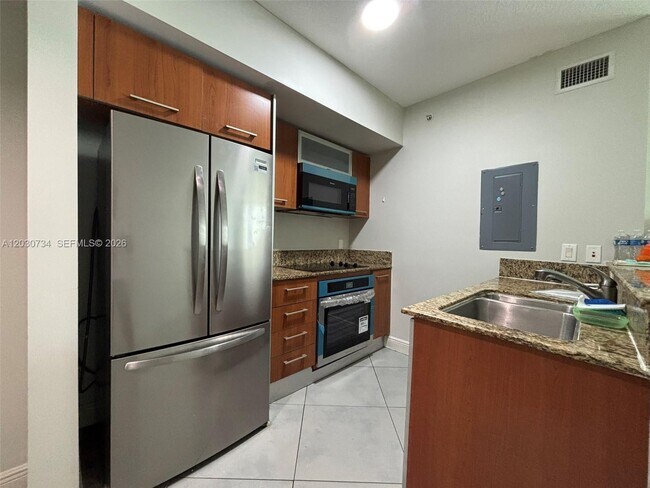 9055 SW 73rd Ct Unit 1504