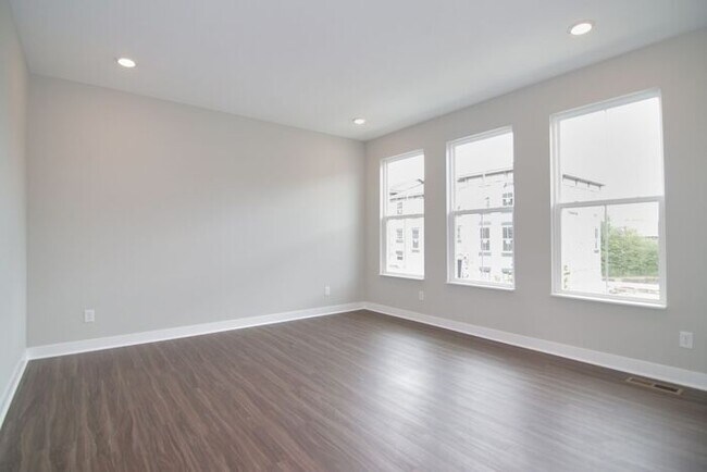 Photo - Beautiful Zionsville Townhome - *Special Offer!