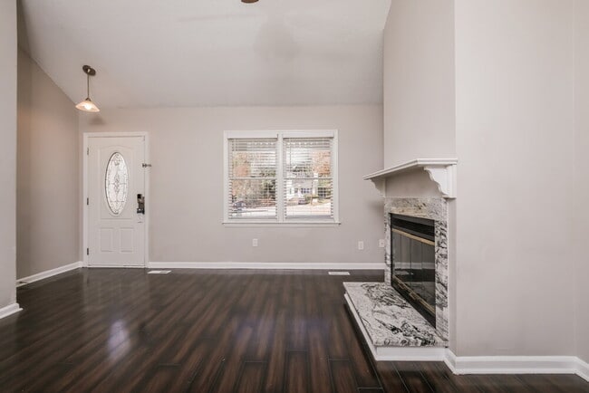 Photo - 765 Rawls Dr