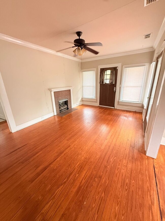 Photo - 323 W 6th Ave Unit 323 W. 6th Avenue