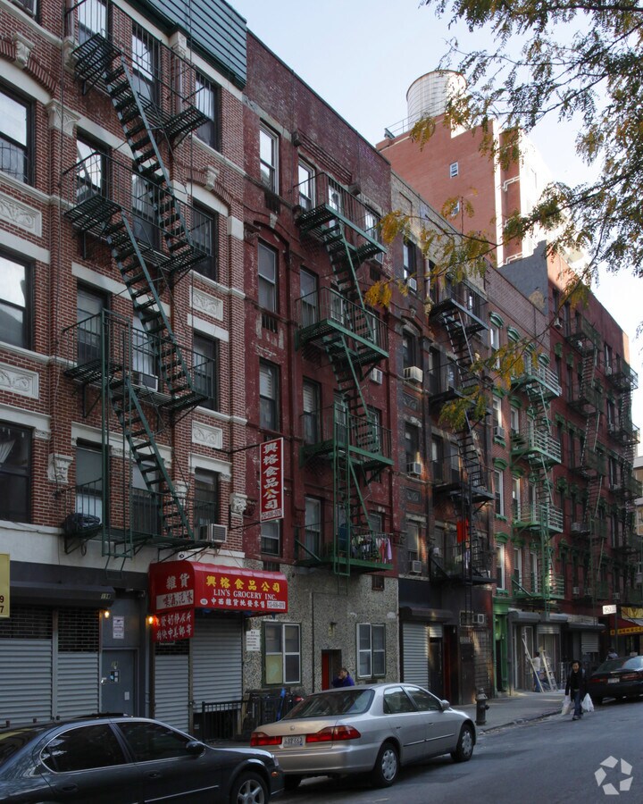 21 Monroe St - 21 Monroe St