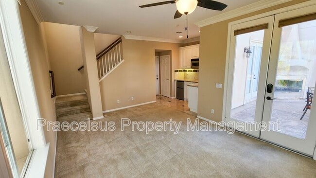 Photo - 1033 White Alder Ave