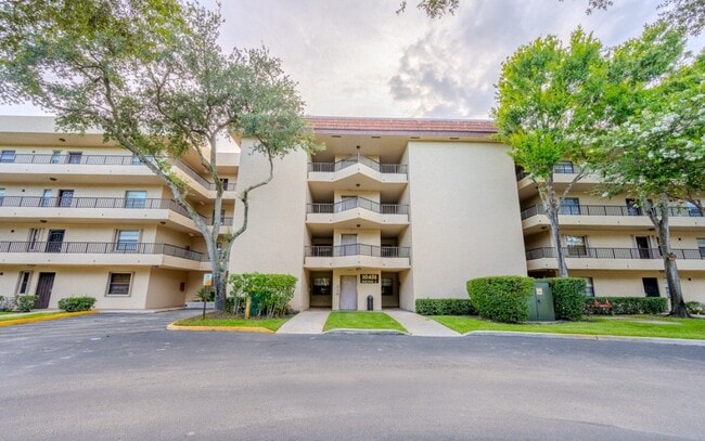 Photo - 10451 W Broward Blvd Unidad 201