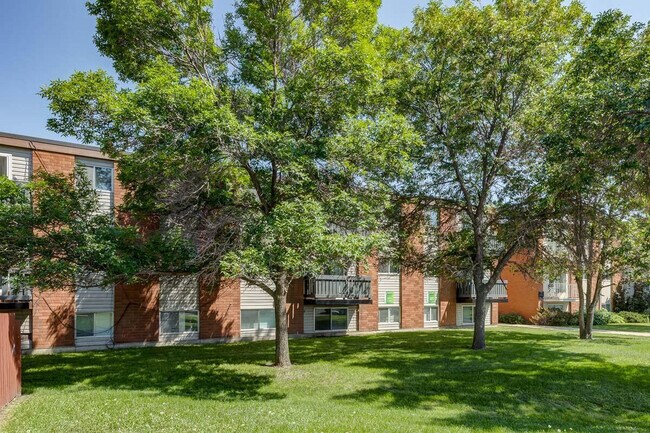 Photo - Summers Manor