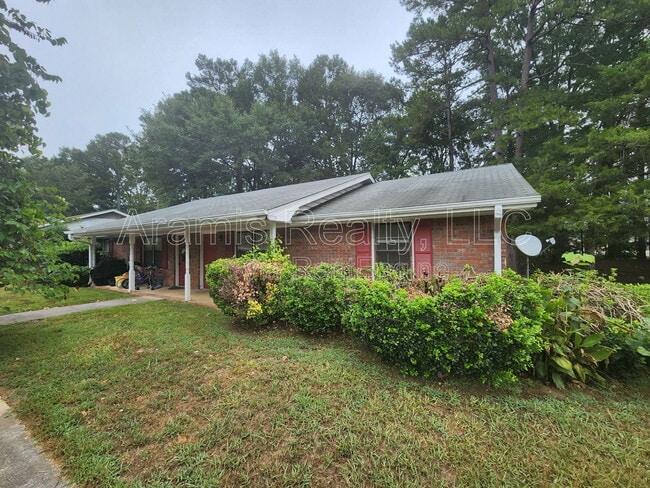 Building Photo - 13 Fredda Ln Rental