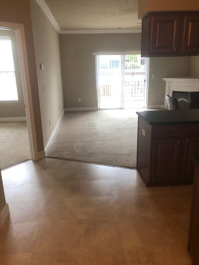 2325 Suncrest Vlg Unidad 2325 Suncrest