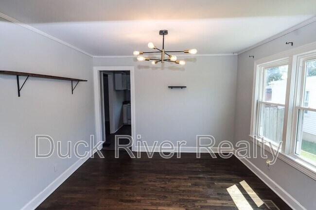 Photo - 406 Fleming St