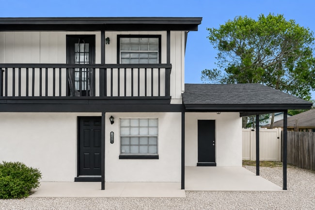 Building Photo - 2774 Seahorse Ct