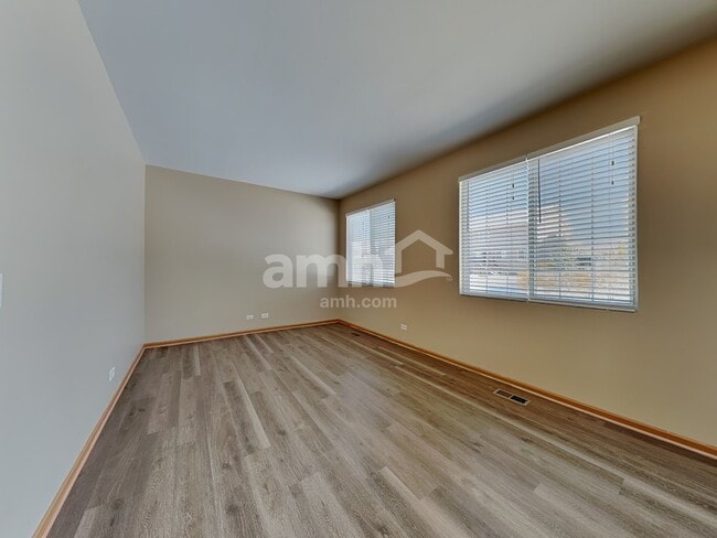 Photo - 39861 Waterloo Dr