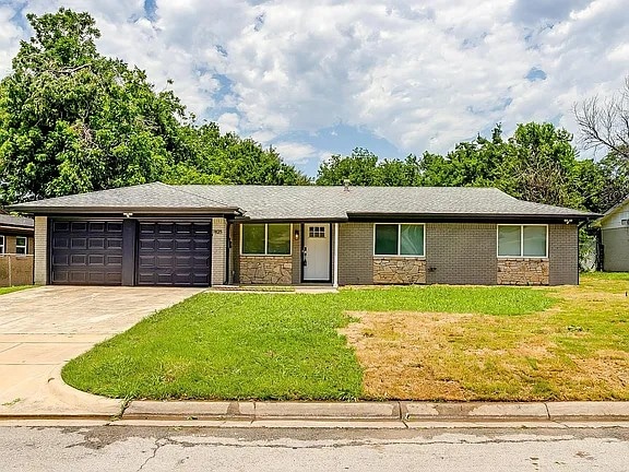 Building Photo - 7825 Standley St