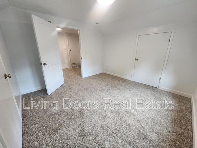 Photo - 711 N 30th St Unit #2