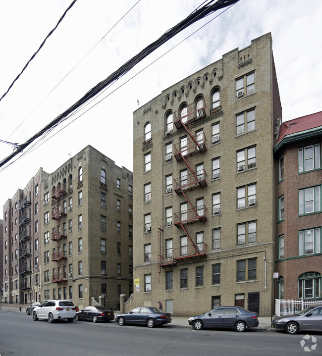 Apartamento De Bajo Ingreso En El Bronx