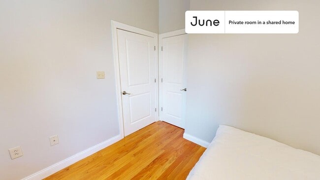 Photo - Room in Shared 5 bed/2.5 bath home Unit C