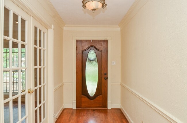 Photo - 6611 Cypress Point Dr