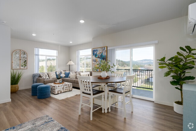 2BR, 2BA - 998SF - Living Room - Arborview on the River