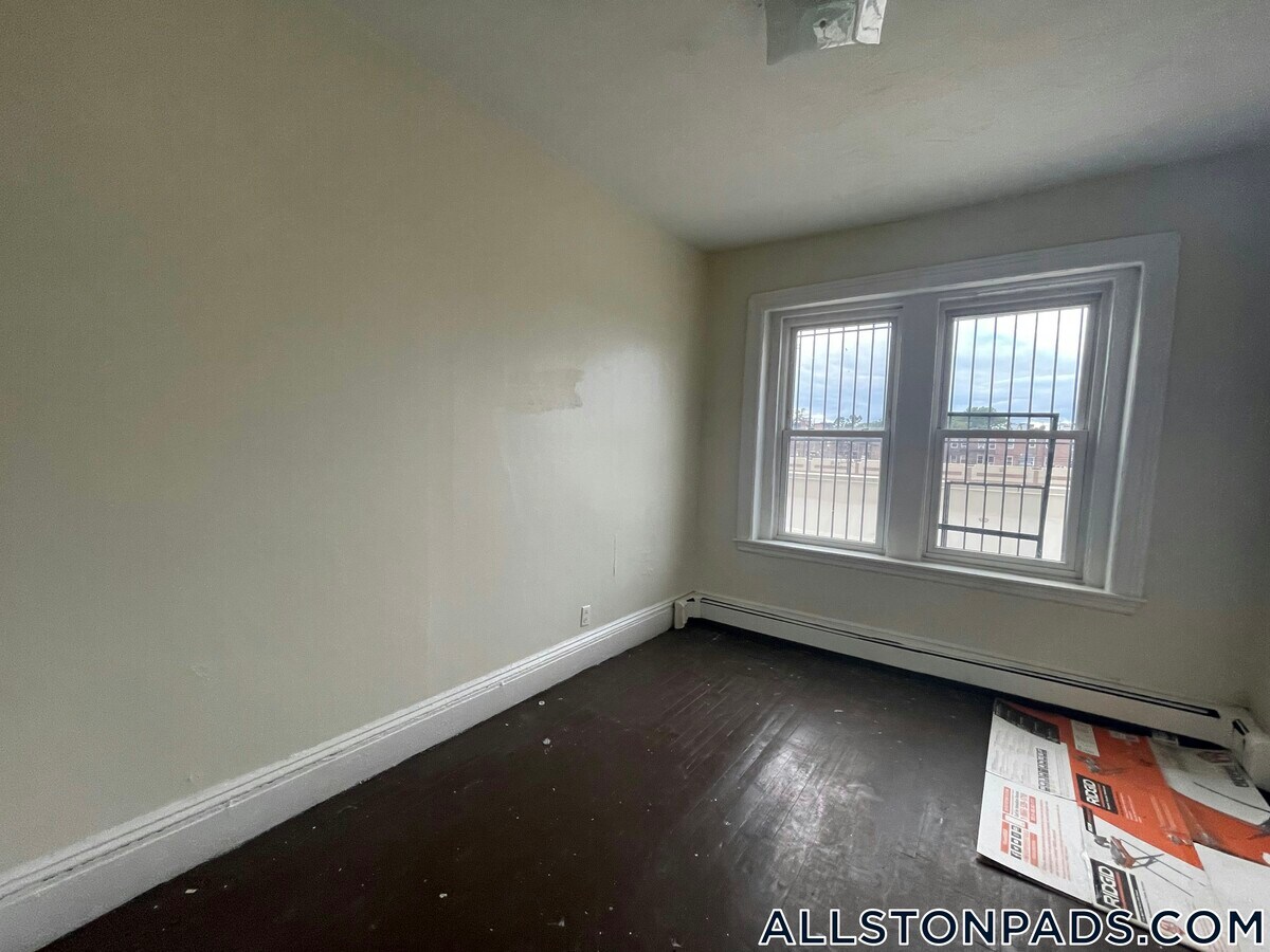 Photo - 201 Harvard Ave Unidad 1