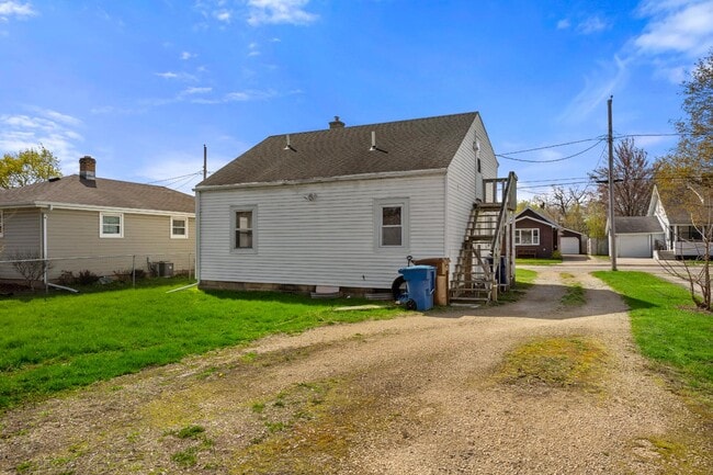 Photo - 816 Roosevelt St