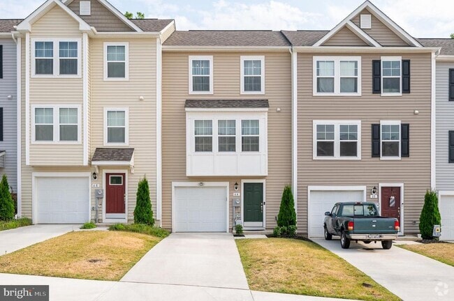 Building Photo - 64 Tate Manor Dr Rental
