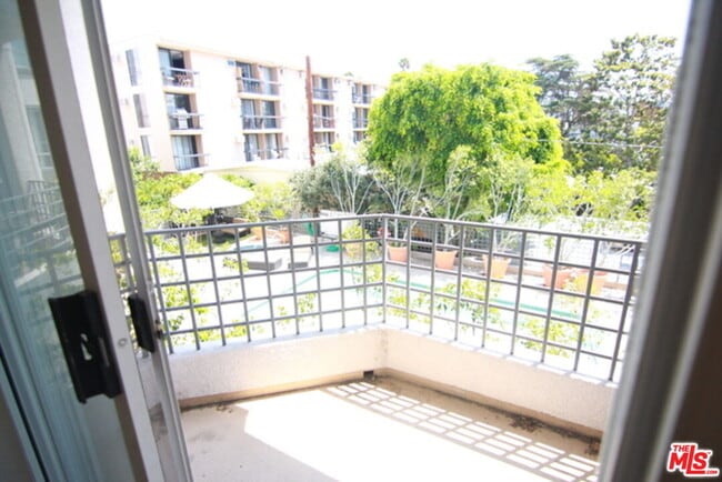 Photo - 884 Palm Ave Unit 301