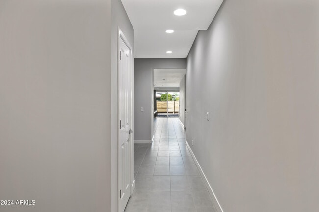 Photo - 14396 W Wethersfield Rd