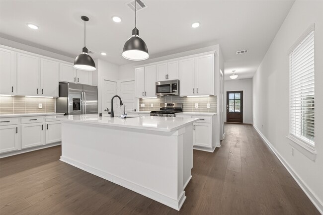 Photo - 32415 Sunbeam Dr