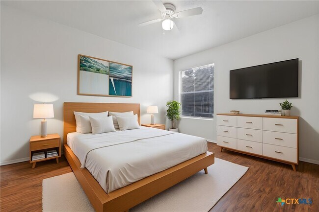 Building Photo - 205 Craddock Ave Unit F5 Rental