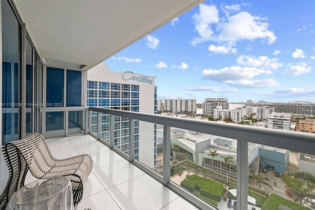 Building Photo - 6899 Collins Ave Unit 1410 Rental