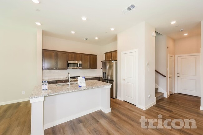 105 Brickhill Ct