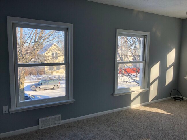 Photo - 919 W Genesee St