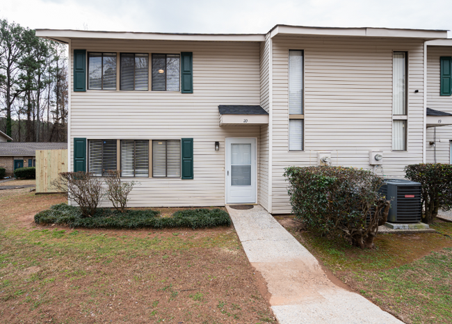 Photo - 7560 Taylor Rd Townhome