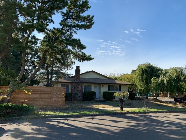 Photo - 4325 NE 130th Pl