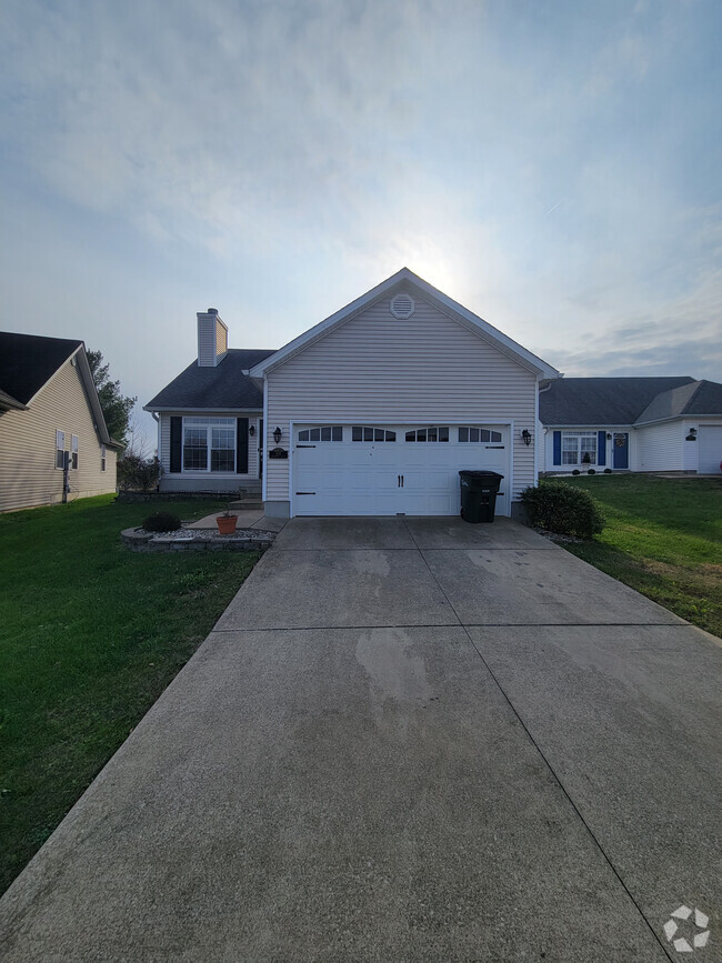 Building Photo - 108 Overbrook Cir Rental