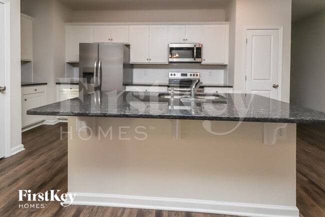 Photo - 2041 Cypress Village Dr NW