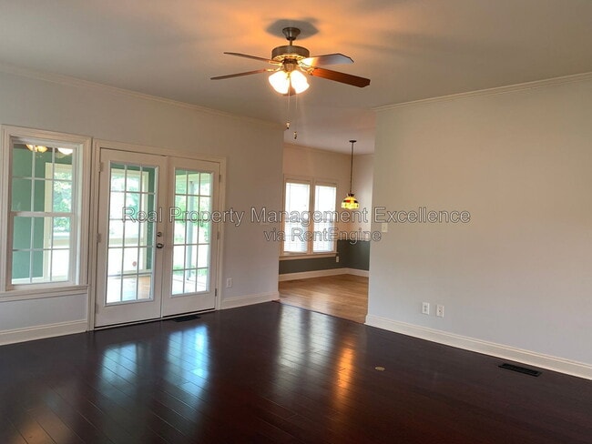 1005 Hadley Meadows Dr