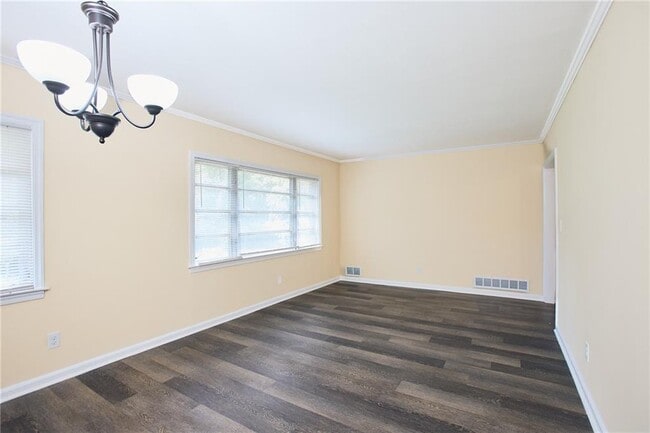 Photo - 826 Jefferson Ave SW