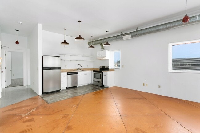 Photo - 5236-5240 South Tacoma Way Unidad 3