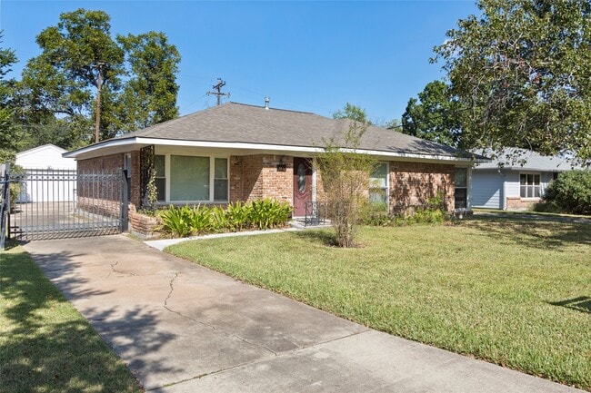 Photo - 3102 Conway St