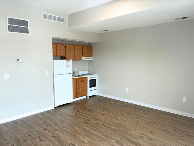 Photo - Vibrant City Living at Tower Lofts, Sidney