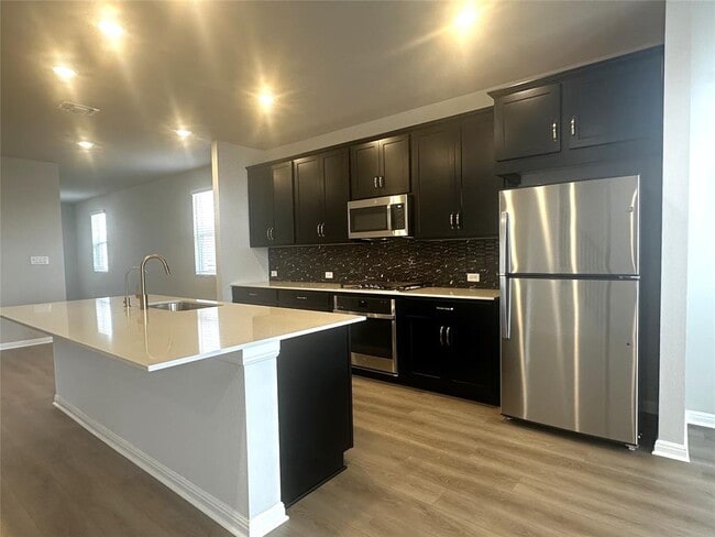 Photo - 125 Holzinger Bnd