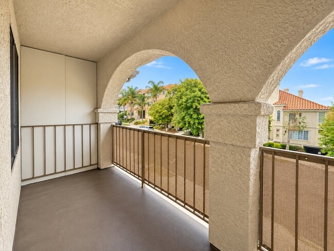 625 E Palm Ave Unit 201