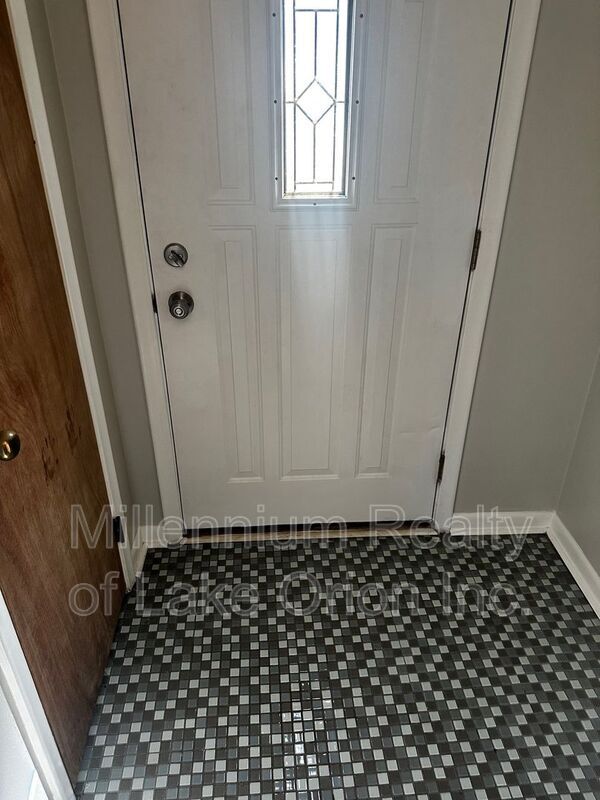 Photo - 22031 Lester St Unit #1