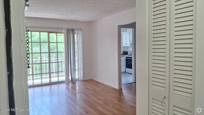 Building Photo - 5201 ATLANTIC Blvd Unit 132 Rental