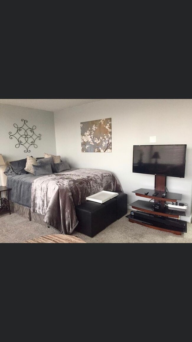 Staged photos - 450 West 7th Street Unit 310