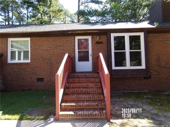 Building Photo - 122 Girard Ave