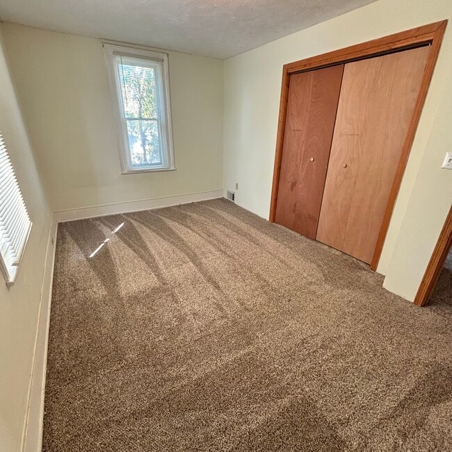 211 W Higham St Unit 211