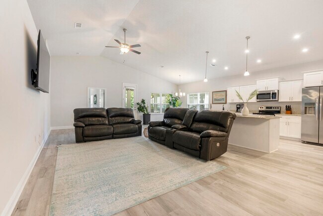 Photo - 88 Cool Breeze Lp