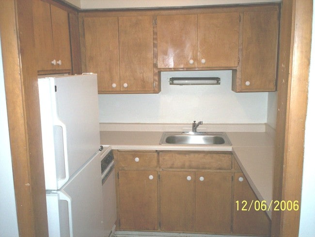 Photo - 4309 95th St Unit 1 bed