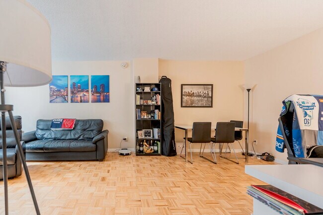 Photo - 100 Marion St Unit 23