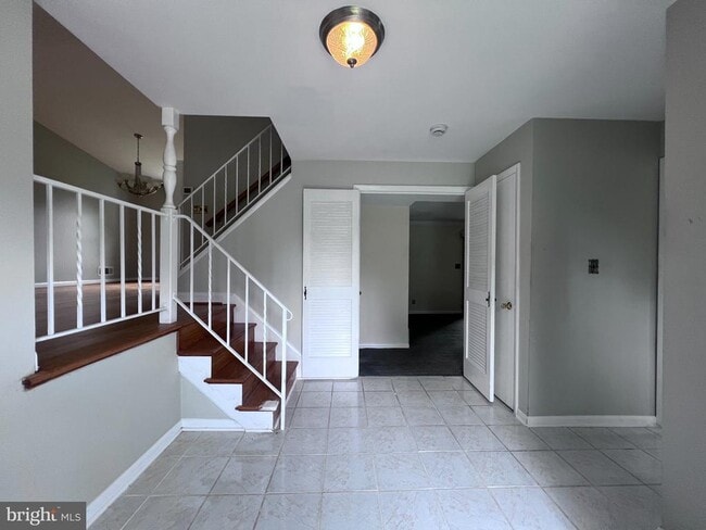 Photo - 8407 Thornton Rd