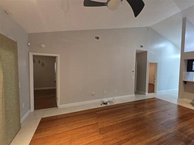 Photo - 4700 SW Archer Rd Unit 41